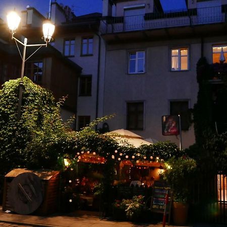 Sunflower Apartment Краков Экстерьер фото